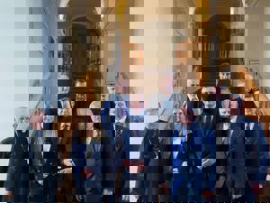 244688822 448229186621282 7072239127878991587 N